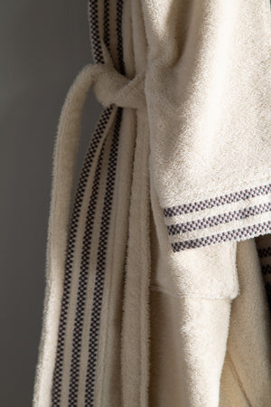 MODEO Bornoz Aile Seti