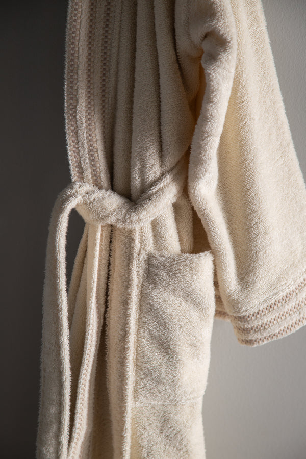 MODEO Bornoz Aile Seti